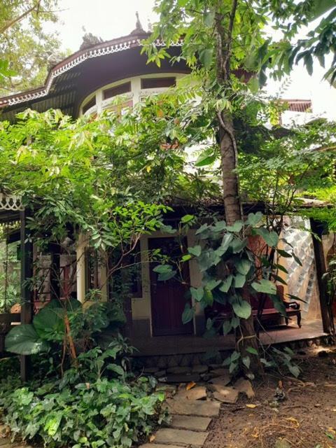 Hotel Avara Signature House Chiang Mai Exterior foto